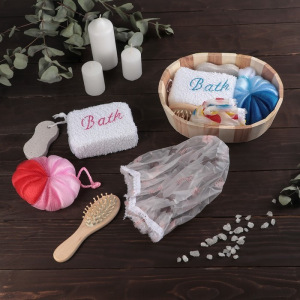 Набор банный, 5 предметов: 2 мочалки, пемза, расчёска, шапочка для душа, цвет МИКС Набор банный, 5 предметов: 2 мочалки, пемза, расчёска, шапочка для душа, цвет МИКС