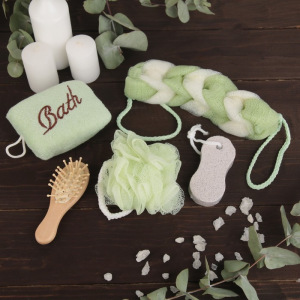 Набор банный 5 предметов: 3 мочалки, расческа, пемза, цвет МИКС Набор банный 5 предметов: 3 мочалки, расческа, пемза, цвет МИКС