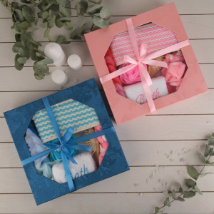 Набор банный, 7 предметов: 4 мочалки, повязка на голову, расчёска, массажёр Набор банный, 7 предметов: 4 мочалки, повязка на голову, расчёска, массажёр