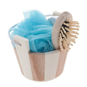 Набор банный в деревянном ушате 3 предмета: мочалка-бант, пемза, расческа Набор банный в деревянном ушате 3 предмета: мочалка-бант, пемза, расческа