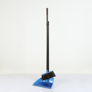 Набор для уборки «Ленивка»: щётка и совок, цвет МИКС Набор для уборки «Ленивка»: щётка и совок, цвет МИКС