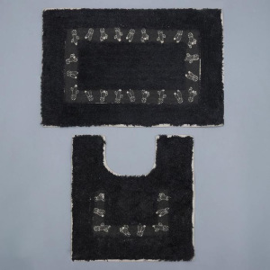 Набор ковриков для ванны и туалета Доляна «Кактус», 2 шт: 40×40, 40×6 см0, 900 г/м2, 100% хлопок, цвет чёрный Набор ковриков для ванны и туалета Доляна «Кактус», 2 шт: 40×40, 40×6 см0, 900 г/м2, 100% хлопок, цвет чёрный