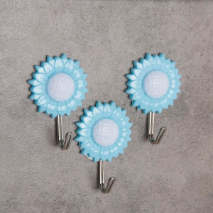 Набор крючков на липучке Доляна «Цветы», 3 шт, цвет МИКС Набор крючков на липучке Доляна «Цветы», 3 шт, цвет МИКС