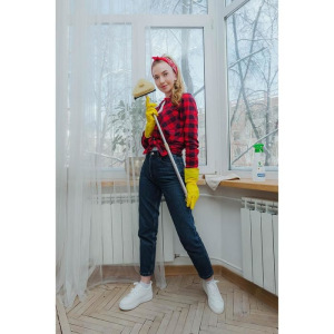 Окномойка для сильных загрязнений с алюминиевым черенком и сгоном, 15×10×63 (94) см, пластиковая щетина Окномойка для сильных загрязнений с алюминиевым черенком и сгоном, 15×10×63 (94) см, пластиковая щетина