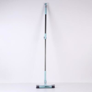 Окномойка с телескопической стальной ручкой и сгоном Доляна, 25×6×88(130) см, поворот насадки в двух плоскостях, микрофи Окномойка с телескопической стальной ручкой и сгоном Доляна, 25×6×88(130) см, поворот насадки в двух плоскостях, микрофи