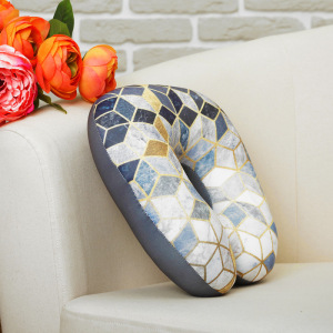 Подголовник-антистресс «Геометрия» Подголовник-антистресс «Геометрия»