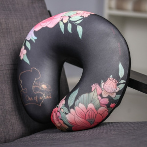 Подголовник антистресс «One of a kind», Принцессы Подголовник антистресс «One of a kind», Принцессы