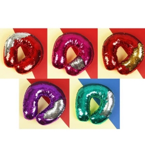 Подголовник «Великолепный хамелеон», цвета МИКС Подголовник «Великолепный хамелеон», цвета МИКС