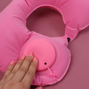 Подушка для шеи дорожная, надувная, с насосом, 47 × 27 см, цвет МИКС Подушка для шеи дорожная, надувная, с насосом, 47 × 27 см, цвет МИКС