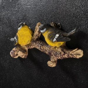 Подвесной декор "Веточка с двумя птичками" цветная Подвесной декор "Веточка с двумя птичками" цветная