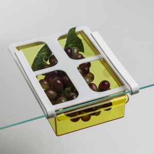 Полка подвесная в холодильник, 21×15×7 см, цвет МИКС Полка подвесная в холодильник, 21×15×7 см, цвет МИКС