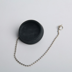 Пробка для ванной, d=4,5 см (внутренний d=3,5 см), цвет чёрный Пробка для ванной, d=4,5 см (внутренний d=3,5 см), цвет чёрный