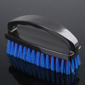 Щётка-утюжок малая средней жёсткости, длина щетины 2,5 см, цвет МИКС Щётка-утюжок малая средней жёсткости, длина щетины 2,5 см, цвет МИКС