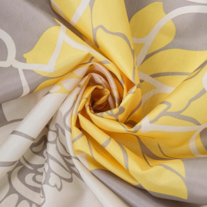 Штора для ванной комнаты Доляна «Большие цветы», с люверсами, 180×180 см, полиэстер, цвет серо-жёлтый Штора для ванной комнаты Доляна «Большие цветы», с люверсами, 180×180 см, полиэстер, цвет серо-жёлтый