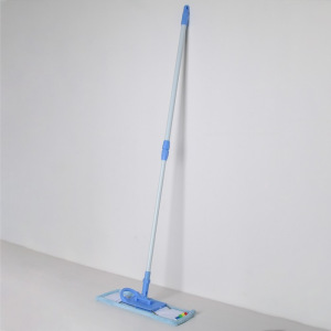 Швабра плоская Доляна, телескопическая ручка 80-126 см, насадка из микрофибры 44×14 см, цвет МИКС Швабра плоская Доляна, телескопическая ручка 80-126 см, насадка из микрофибры 44×14 см, цвет МИКС