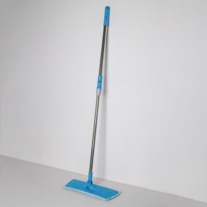 Швабра плоская Доляна, телескопическая стальная ручка 79-120 см, насадка из микрофибры 38×11 см, цвет голубой Швабра плоская Доляна, телескопическая стальная ручка 79-120 см, насадка из микрофибры 38×11 см, цвет голубой