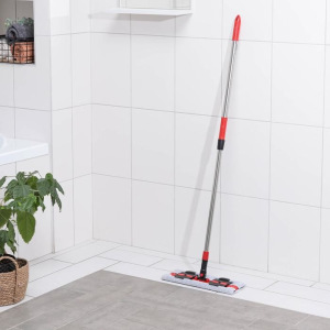 Швабра плоская Доляна, телескопическая стальная ручка 82-127 см, 2 насадки из микрофибры 37×12 см Швабра плоская Доляна, телескопическая стальная ручка 82-127 см, 2 насадки из микрофибры 37×12 см