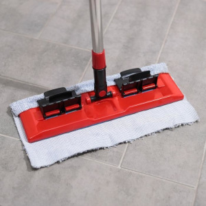 Швабра плоская Доляна, телескопическая стальная ручка 82-127 см, 2 насадки из микрофибры 37×12 см Швабра плоская Доляна, телескопическая стальная ручка 82-127 см, 2 насадки из микрофибры 37×12 см