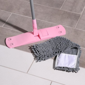 Швабра плоская с телескопической ручкой Raccoon «Букля», 40×14×90(120) см, микрофибра Швабра плоская с телескопической ручкой Raccoon «Букля», 40×14×90(120) см, микрофибра