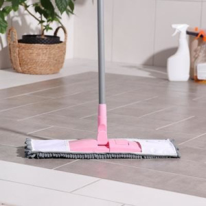 Швабра плоская с телескопической ручкой Raccoon «Букля», 40×14×90(120) см, микрофибра Швабра плоская с телескопической ручкой Raccoon «Букля», 40×14×90(120) см, микрофибра