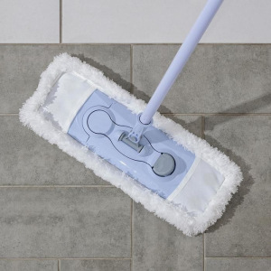 Швабра плоская Titiz, алюминиевый черенок, 43×15×130 см, цвет МИКС Швабра плоская Titiz, алюминиевый черенок, 43×15×130 см, цвет МИКС