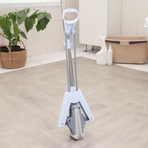 Швабра PVA со складным отжимом Доляна, телескопическая стальная ручка 105-135 см, насадка 28×6 см Швабра PVA со складным отжимом Доляна, телескопическая стальная ручка 105-135 см, насадка 28×6 см