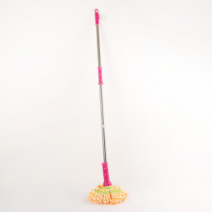 Швабра с отжимом Доляна, стальная ручка 119 см, насадка из микрофибры 80 гр, цвет МИКС Швабра с отжимом Доляна, стальная ручка 119 см, насадка из микрофибры 80 гр, цвет МИКС