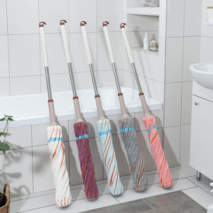 Швабра с отжимом Доляна, стальная ручка 130 см, насадка из микрофибры, наконечник силикон Швабра с отжимом Доляна, стальная ручка 130 см, насадка из микрофибры, наконечник силикон