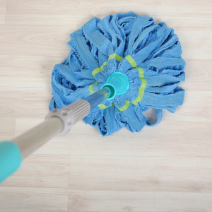 Швабра с отжимом Доляна, стальная ручка 130 см, насадка микрофибра, цвет голубой Швабра с отжимом Доляна, стальная ручка 130 см, насадка микрофибра, цвет голубой