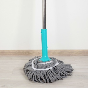 Швабра с отжимом Доляна, стальная ручка 131 см, насадка из микрофибры, цвет МИКС Швабра с отжимом Доляна, стальная ручка 131 см, насадка из микрофибры, цвет МИКС