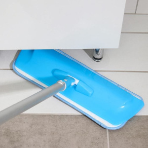 Швабра с распылителем Доляна, алюминиевая ручка 124 см, насадка из микрофибры 40×14 см Швабра с распылителем Доляна, алюминиевая ручка 124 см, насадка из микрофибры 40×14 см