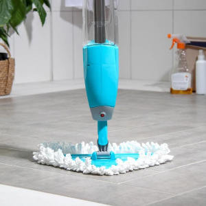 Швабра с распылителем Доляна, металлическая ручка 118 см, насадка микрофибра 25×16 см, цвет МИКС Швабра с распылителем Доляна, металлическая ручка 118 см, насадка микрофибра 25×16 см, цвет МИКС