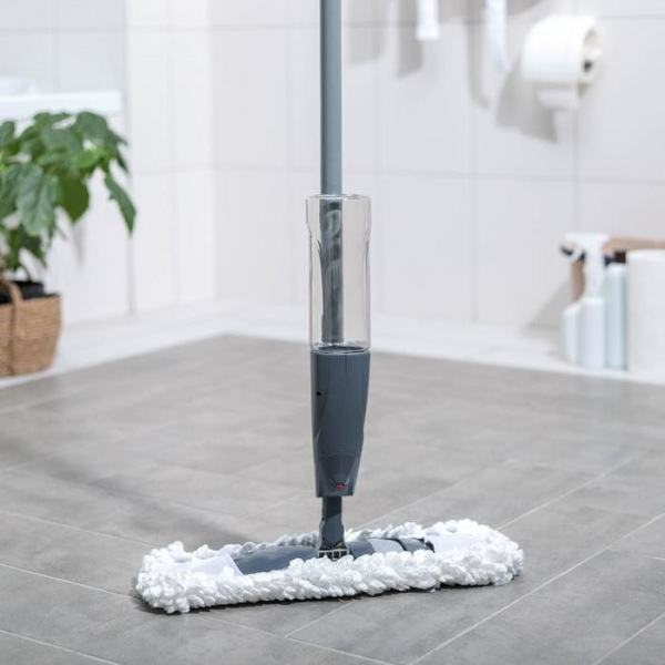 Швабра с распылителем Доляна, металлическая ручка 124 см, насадка из микрофибры 40×10 см, цвет МИКС