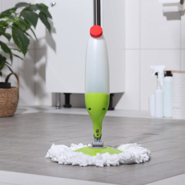 Швабра с распылителем Доляна, металлическая ручка 127 см, насадка из микрофибры 30×30 см, цвет МИКС