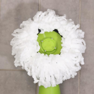 Швабра с распылителем Доляна, металлическая ручка 129 см, насадка из микрофибры 17×17 см Швабра с распылителем Доляна, металлическая ручка 129 см, насадка из микрофибры 17×17 см