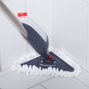 Швабра с распылителем Доляна, стальная ручка 125 см, насадка из микрофибры 28×18,5 см Швабра с распылителем Доляна, стальная ручка 125 см, насадка из микрофибры 28×18,5 см