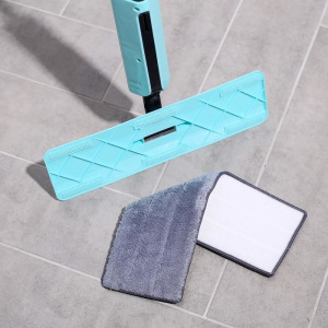 Швабра с распылителем и щёткой, стальной черенок 120 см, микрофибра 41×14 см, цвет голубой Швабра с распылителем и щёткой, стальной черенок 120 см, микрофибра 41×14 см, цвет голубой