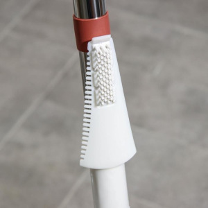 Швабра с распылителем, стальная ручка 125 см, насадка из микрофибры 40×12 см Швабра с распылителем, стальная ручка 125 см, насадка из микрофибры 40×12 см