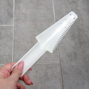 Швабра с распылителем, стальная ручка 125 см, насадка из микрофибры 40×12 см Швабра с распылителем, стальная ручка 125 см, насадка из микрофибры 40×12 см