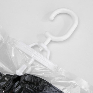 Вакуумный пакет для хранения одежды с крючком 67×90 см Вакуумный пакет для хранения одежды с крючком 67×90 см