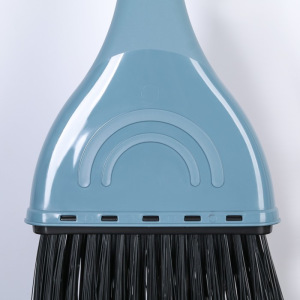 Веник жёсткий «Танго», цвет синий Веник жёсткий «Танго», цвет синий