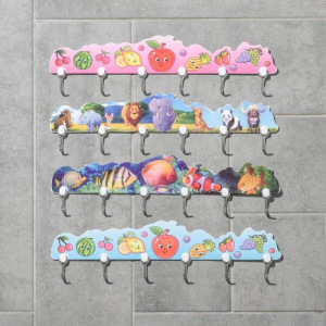 Вешалка на 6 крючков "Ассорти" цвет МИКС Вешалка на 6 крючков "Ассорти" цвет МИКС