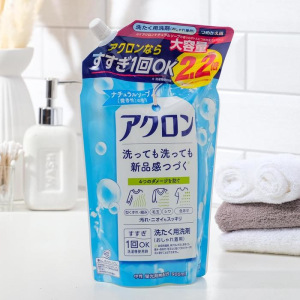 Жидкое средство для стирки, Akron, для деликатных тканей с «Нежное мыло» Жидкое средство для стирки, Akron, для деликатных тканей с «Нежное мыло»
