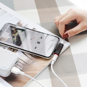 Аудио переходник Borofone Audio BV7, Apple Lightning - mini jack 3.5 mm Аудио переходник Borofone Audio BV7, Apple Lightning - mini jack 3.5 mm