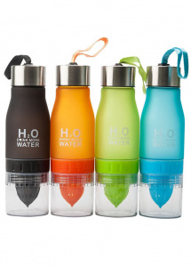 Бутылка H2O Water Bottle с соковыжималкой Бутылка H2O Water Bottle с соковыжималкой