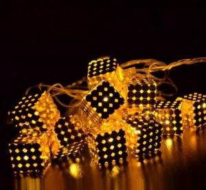 Фигурная светодиодная гирлянда Металлические золотые кубики Тёплый белый Фигурная светодиодная гирлянда Металлические золотые кубики Тёплый белый