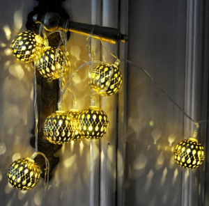 Фигурная светодиодная гирлянда Металлические золотые шарики Тёплый белый Фигурная светодиодная гирлянда Металлические золотые шарики Тёплый белый