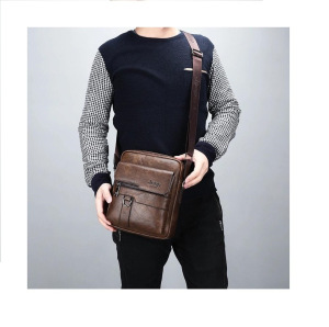 Мужская сумка Jeep на плечо Мужская сумка Jeep на плечо