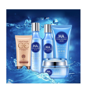 Набор Bioaqua Water Get Hyaluronic Acid Набор Bioaqua Water Get Hyaluronic Acid
