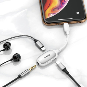 Переходник Baseus 3-в-1 L51 CALL51-S2, Apple Lightning - mini jack 3.5 mm, белый Переходник Baseus 3-в-1 L51 CALL51-S2, Apple Lightning - mini jack 3.5 mm, белый